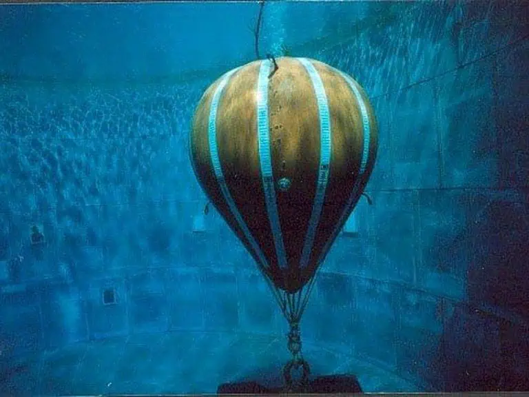 Underwater hot air balloon structure.