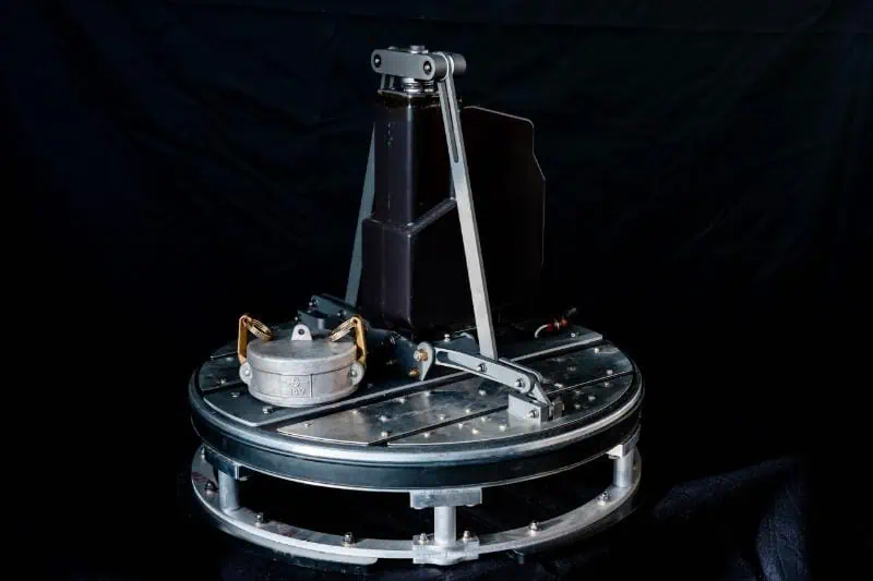 Metal mechanical device on circular platform